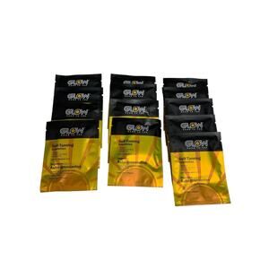 GLOW Head To Toe Self-Tanning Towelettes, Light To Medium, 13 Thick Towelettes
